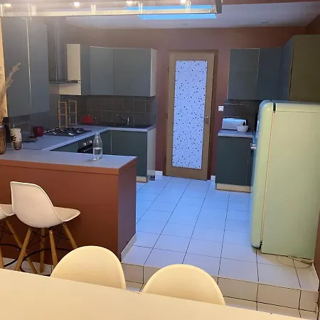 House, Ideal Health Chr Apartamento *