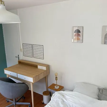 House, Ideal Health Chr *