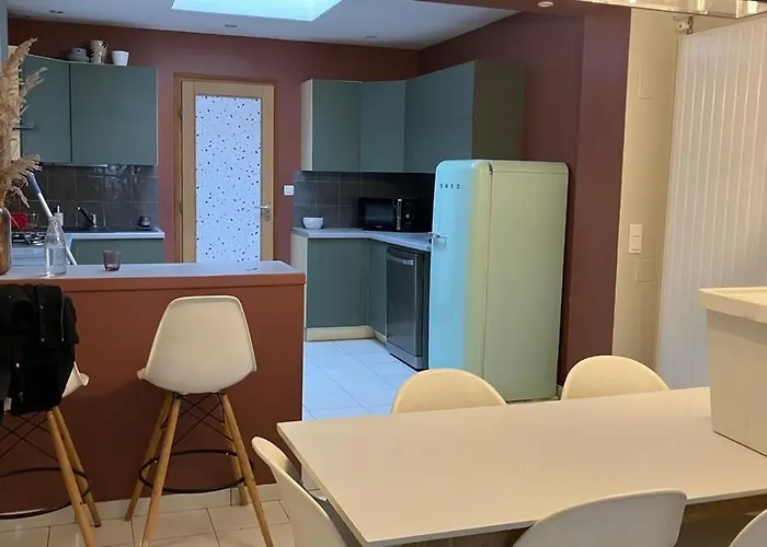 House, Ideal Health Chr Apartament