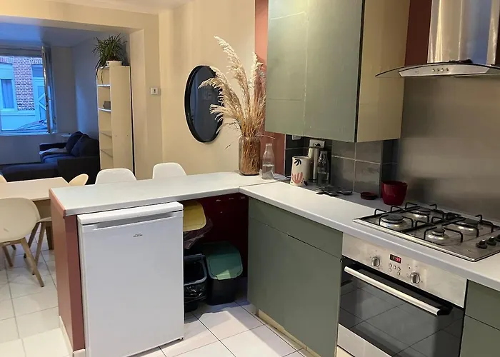 House, Ideal Health Chr Apartament Loos