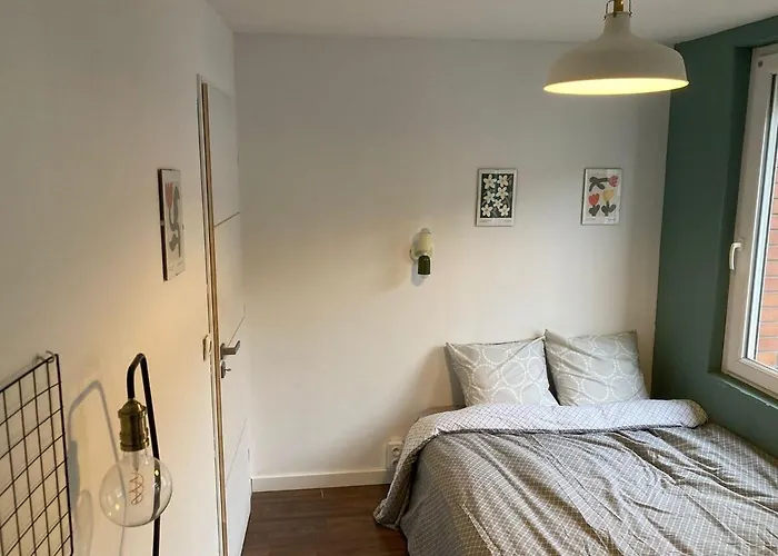 Apartament House, Ideal Health Chr