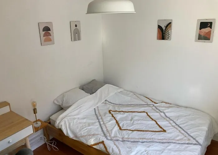 House, Ideal Health Chr Apartament Loos