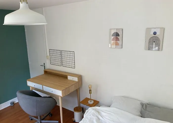 House, Ideal Health Chr *