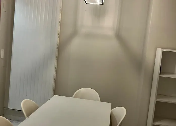 Apartament House, Ideal Health Chr *