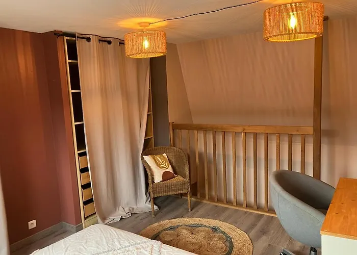 House, Ideal Health Chr * Loos